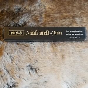 KVD Darkwave Ink Well Eyeliner